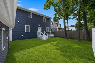 306 Greeley Ave, Sayville, NY 11782 - Photo 33