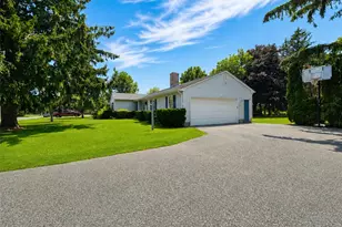 1765 Delmar Dr, Laurel, NY 11948 - Photo 17
