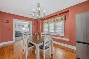 214 Lowell Ave, Floral Park, NY 11001 - Photo 13