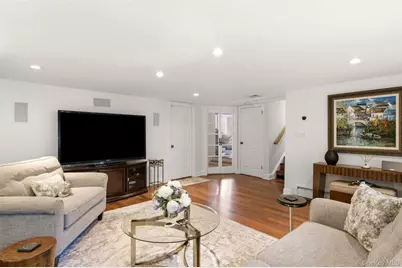 61 Viola Drive, Glen Cove, NY 11542 - Photo 21