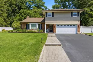 61 Viola Dr, Glen Cove, NY 11542 - Photo 3
