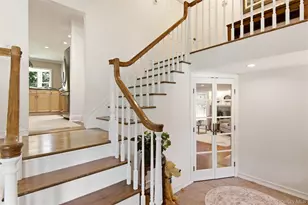 61 Viola Dr, Glen Cove, NY 11542 - Photo 11