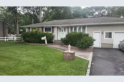 1080 Ocean Avenue, Bay Shore, NY 11706 - Photo 1
