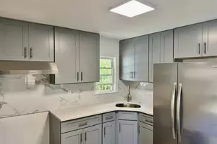 246-14 61st Ave, Little Neck, NY 11362 - Photo 5