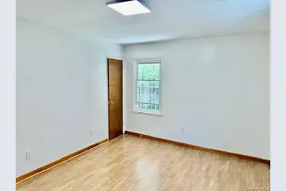 24614 61st Avenue, Little Neck, NY 11362 - Photo 9