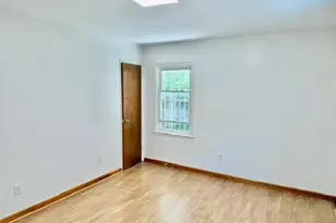 246-14 61st Ave, Little Neck, NY 11362 - Photo 9