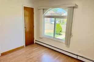 246-14 61st Ave, Little Neck, NY 11362 - Photo 7