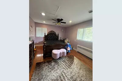 219 Vermont Avenue, Oceanside, NY 11572 - Photo 11