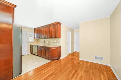 3900 Miller Place, Levittown, NY 11756 - Photo 21