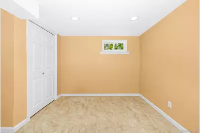 3900 Miller Place, Levittown, NY 11756 - Photo 39