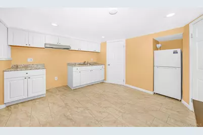 3900 Miller Place, Levittown, NY 11756 - Photo 33