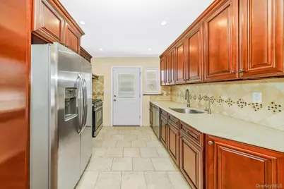 3900 Miller Place, Levittown, NY 11756 - Photo 19