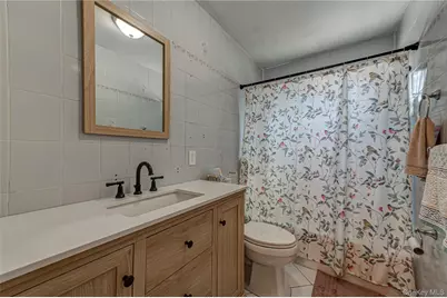 323 Eastwood Boulevard, Centereach, NY 11720 - Photo 17