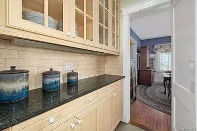 9 Linda Avenue, White Plains, NY 10605 - Photo 9