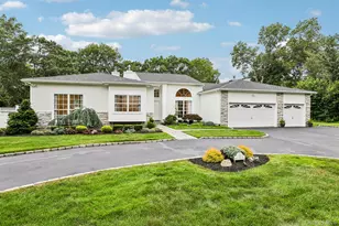 75 Arbor Field Way, Lake Grove, NY 11755 - Photo 27