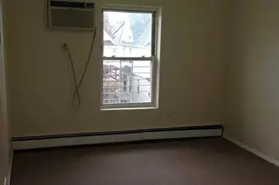 97-18 125th St, Richmond Hill, NY 11419 - Photo 9