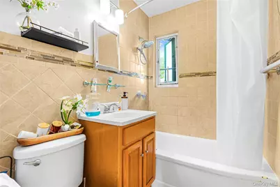 227-07 Hillside Avenue #516, Queens Village, NY 11427 - Photo 11