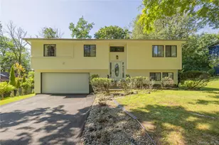 23 Carriage Ln, Spring Valley, NY 10977 - Photo 11