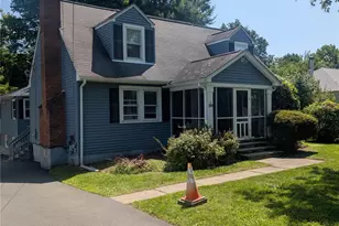 394 Riley Rd, New Windsor, NY 12553 - Photo 3