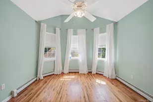 138 Holiday Blvd, Center Moriches, NY 11934 - Photo 25