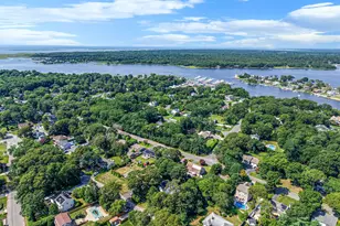 138 Holiday Blvd, Center Moriches, NY 11934 - Photo 3