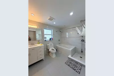 3321 Farrington Street #2nd FL, Flushing, NY 11354 - Photo 5