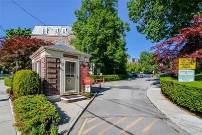 7 Chateaux Circle #7F, Scarsdale, NY 10583 - Photo 1