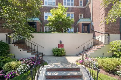 7 Chateaux Circle #7F, Scarsdale, NY 10583 - Photo 3