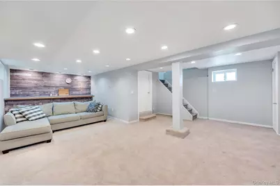 232 Locust Street, Valley Stream, NY 11581 - Photo 27