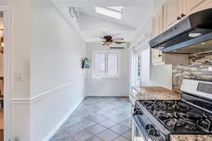 232 Locust St, Valley Stream, NY 11581 - Photo 13