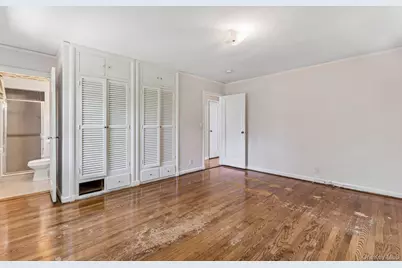 93 Transverse Road, Garden City, NY 11530 - Photo 19