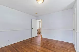 93 Transverse Rd, Garden City, NY 11530 - Photo 23