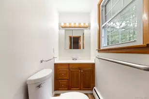 23 Oakland Ave, Walden, NY 12586 - Photo 17