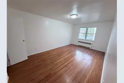 33-08 Francis Lewis Boulevard, Flushing, NY 11358 - Photo 9