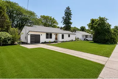933 Thompson Drive, Bay Shore, NY 11706 - Photo 3