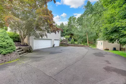 4 Apple Lane, Wading River, NY 11792 - Photo 5