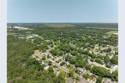 743 Hoffman Avenue, Bellport, NY 11713 - Photo 17