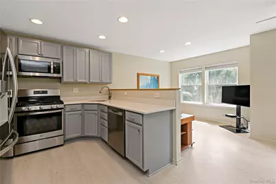 138 Underhill Lane, Peekskill, NY 10566 - Photo 5