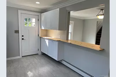 [Address not provided], Ronkonkoma, NY 11779 - Photo 5