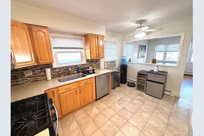 101 Harding Avenue #2nd Fl, Long Beach, NY 11561 - Photo 5