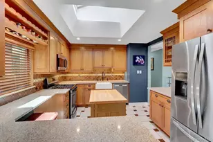 40 Ogston Terrace, Malverne, NY 11565 - Photo 17