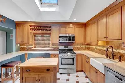 40 Ogston Terrace, Malverne, NY 11565 - Photo 13