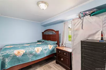 92 W 21st Street, Deer Park, NY 11729 - Photo 19