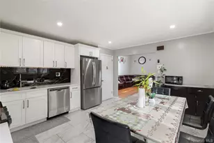 92 W 21st St, Deer Park, NY 11729 - Photo 11