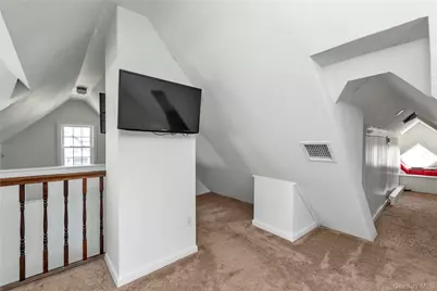 51 Tooker Avenue, Oyster Bay, NY 11771 - Photo 17