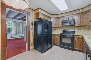 1746 Horton Rd, Mohegan Lake, NY 10547 - Photo 11