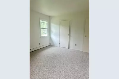 28 Warner Lane, Ronkonkoma, NY 11779 - Photo 3