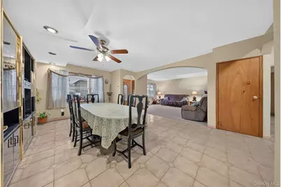138-61 63rd Avenue, Flushing, NY 11367 - Photo 5