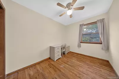 138-61 63rd Avenue, Flushing, NY 11367 - Photo 15