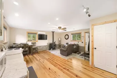 96 Treetops Trail, Bloomingburg, NY 12721 - Photo 9